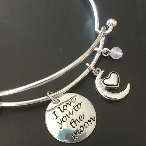 Avon ( I love you to the moon) bracelet. - Picture 3 of 3